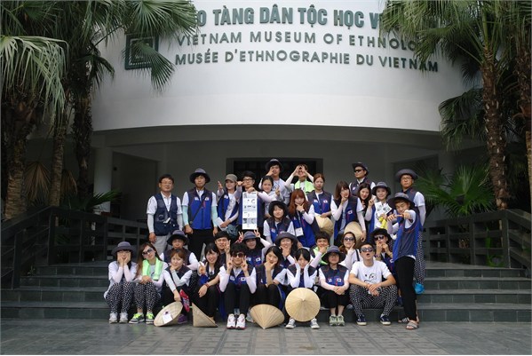 Tổng kết và trao chứng nhận cho 30 sinh viên trường Đại học ChonBuk.