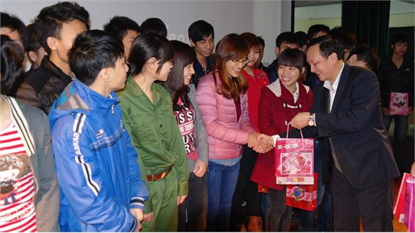 Lễ tổng kết và chia tay du học sinh kỳ tháng 4-2014