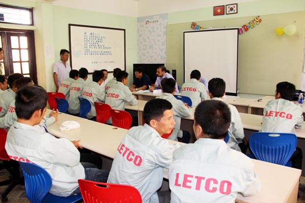 tuyen gap 25 tho sua chua lap rap lam viec tai uae
