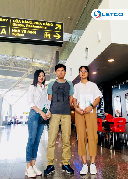 02 DHS trường Akamonkai xuất cảnh