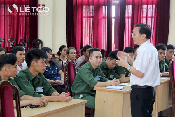 ky hop dong cho 20 thuc tap sinh ktv nhat ban
