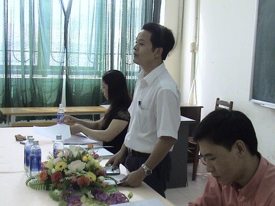 lam thu tuc xuat canh cho 7 tns di nhat