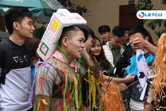 anh soi noi cac hoat dong chao mung ngay ngvn 20 11 va ky niem 17 nam thanh lap cong ty