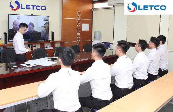 Thi tuyển Công ty Wakahara – Nghiệp đoàn Tekunikaru qua Skype