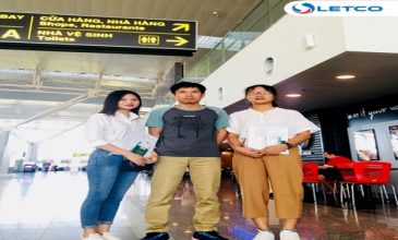 02 DHS trường Akamonkai xuất cảnh