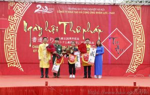 Sôi nổi Ngày hội Thư pháp và liên hoan văn nghệ chào mừng 20 năm thành lập Công ty LETCO
