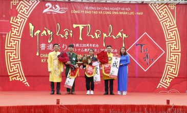 Sôi nổi Ngày hội Thư pháp và liên hoan văn nghệ chào mừng 20 năm thành lập Công ty LETCO